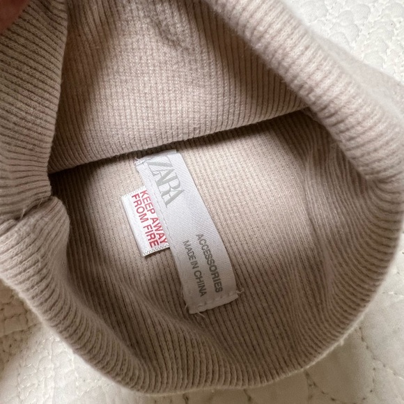 - ZARA BABY HAT Size1-6M - Picture 3 of 4